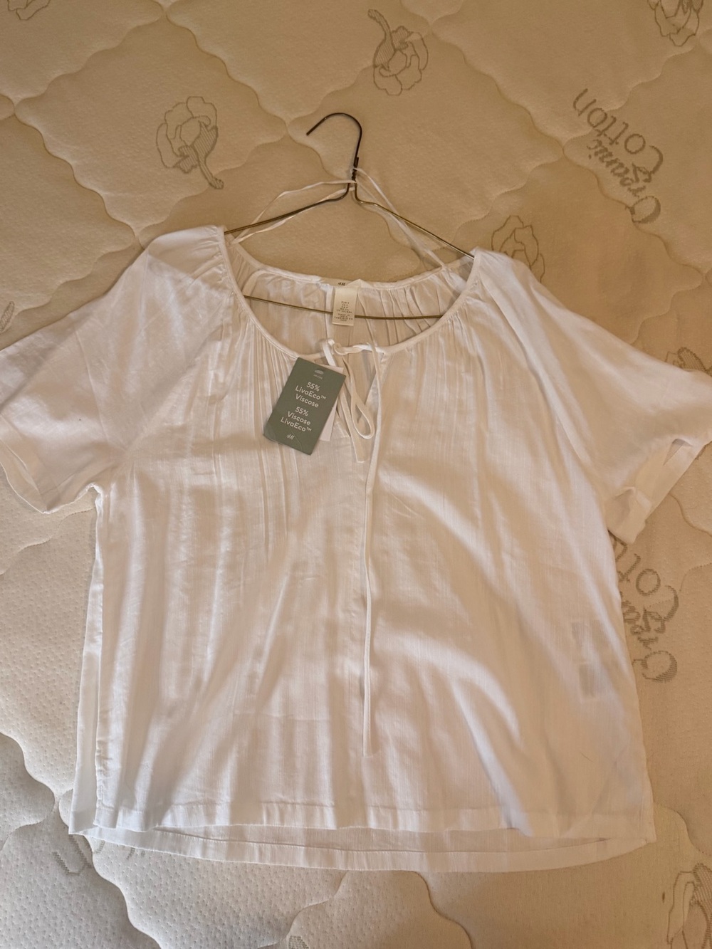 NWT H&M Flowy Lightweight  White Tie Top